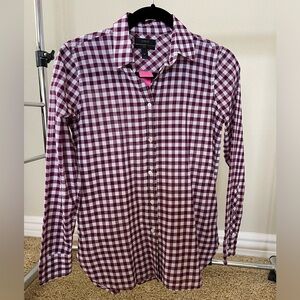 J Crew Gingham Button Down Shirt size 00 in Maroon/White - EUC (120)